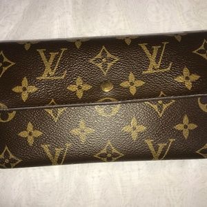 Authentic Louis Vuitton Trifold Long Wallet